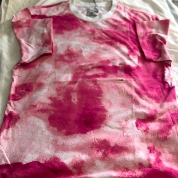 Womens CALVIN KLEIN Tye Dye TShirt Relaxed Fit , size LG - Picture 1 of 9